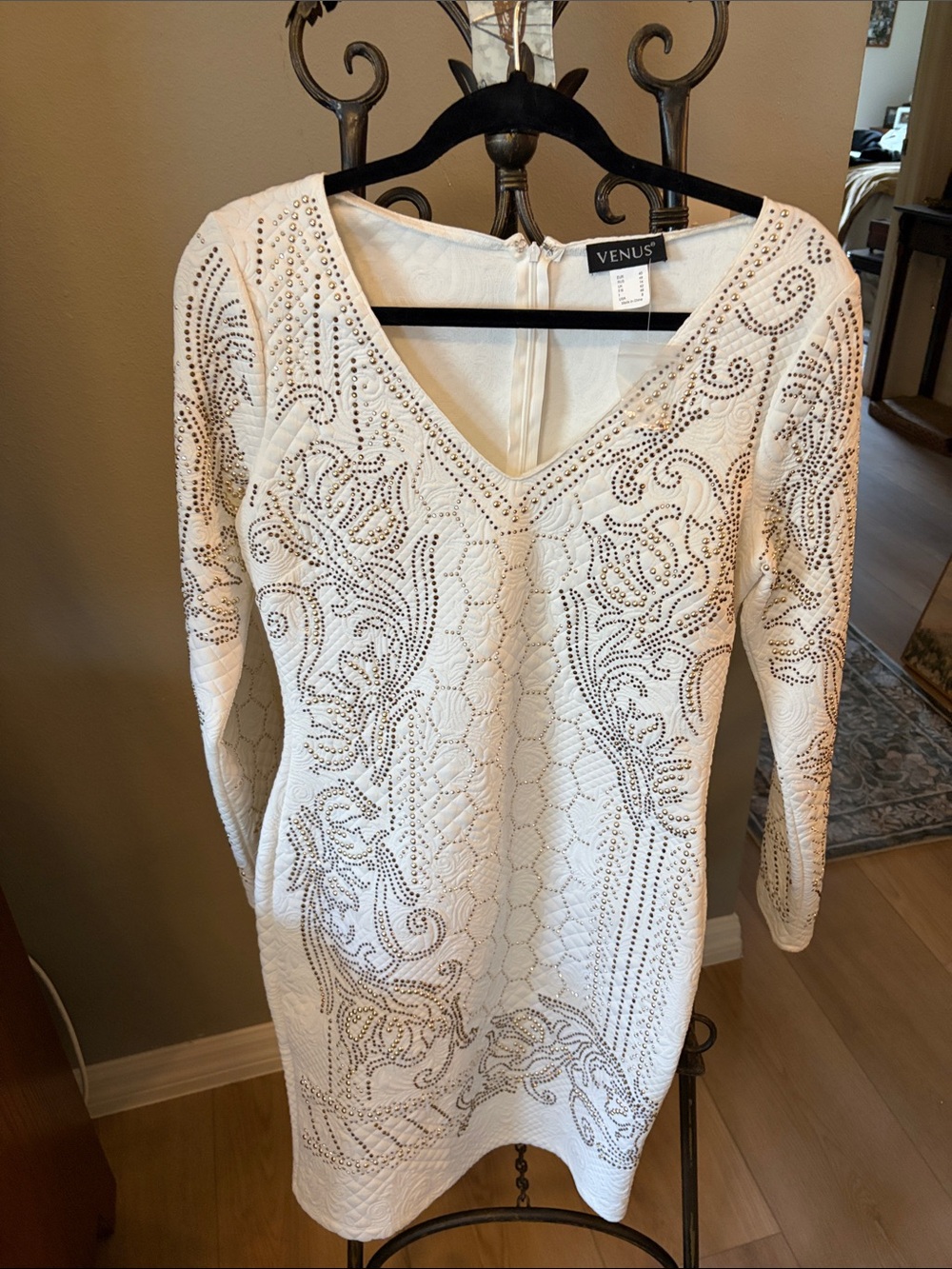 VENUS Ivory Embellished V-Neck Long Sleeve Dress